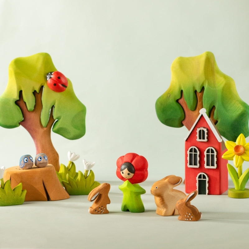 Figurină Copil Floare Mac din lemn – BumbuToys