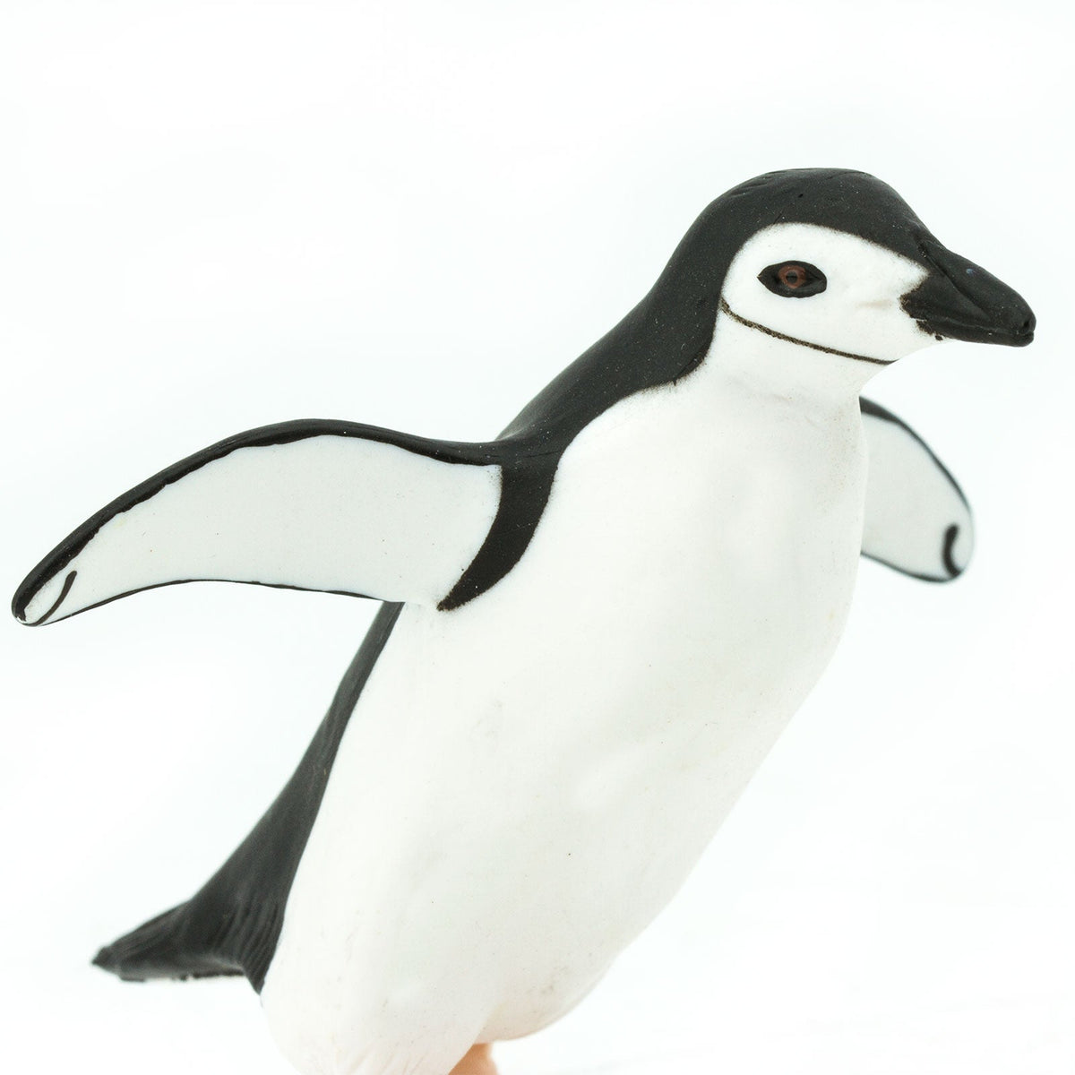 Figurină realistă pinguin Chinstrap – Safari Ltd