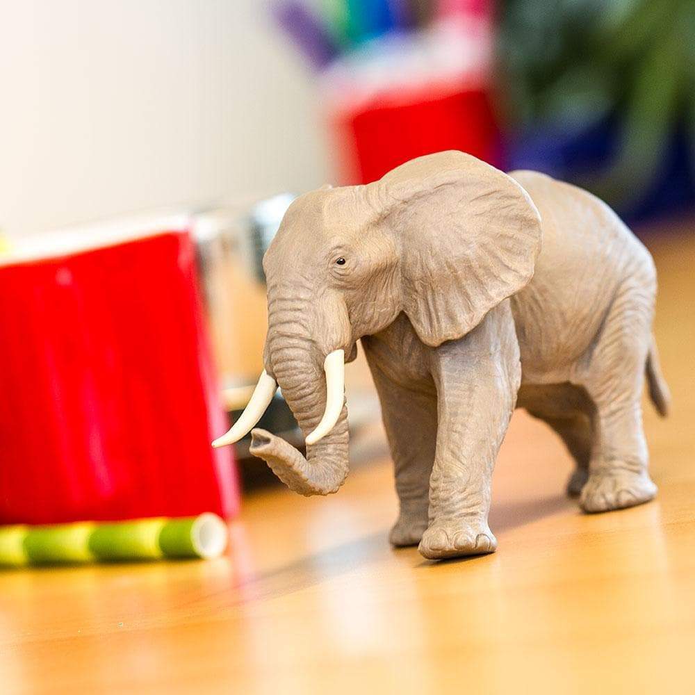 Figurină realistă elefant african – Safari Ltd