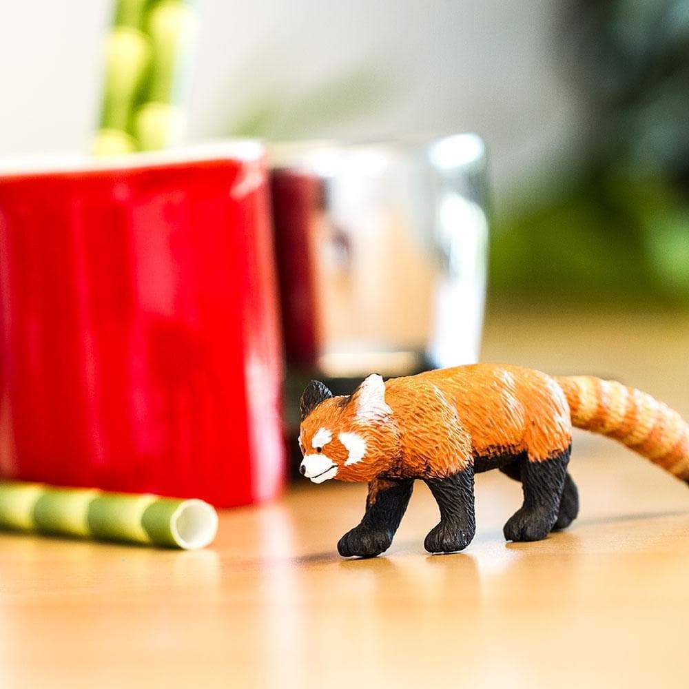 Figurină realistă panda roșu – Safari Ltd