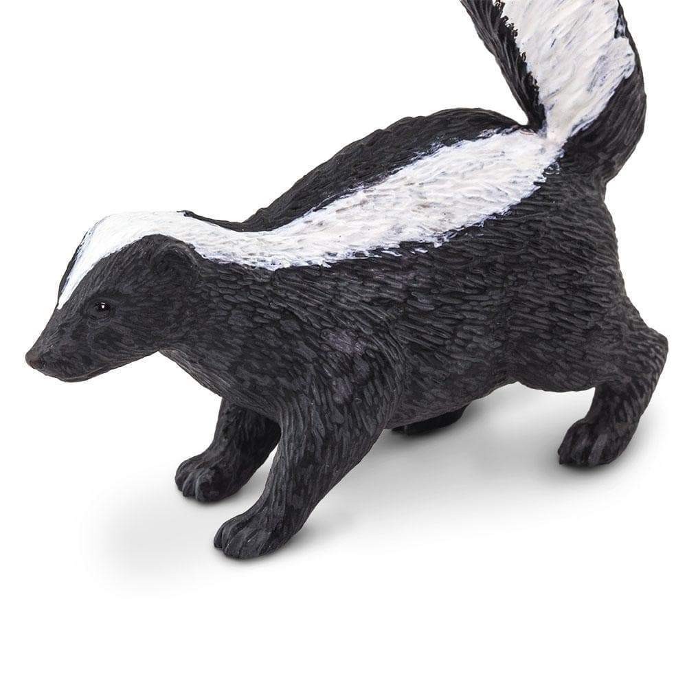 Figurină realistă sconcs – Safari Ltd